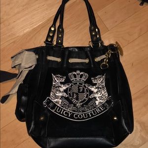 Juicy couture purse.